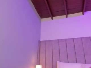 Sara Garcia on webcam for live free nude chat now