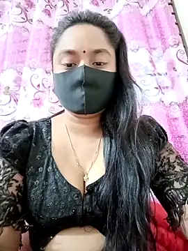 Sharna- naked in live sex video chat