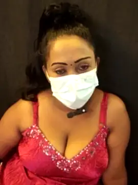 Taniya1988@xh naked in live sex video chat