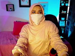 AishaGhulam on webcam for live free nude chat now