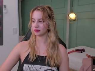 Arabella-Alx on webcam for live free nude chat now