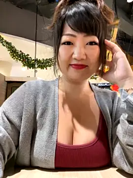 Candymafia naked in live sex video chat