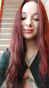 CuteAvery naked in live sex video chat