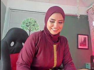 DarshaKhemu on webcam for live free nude chat now