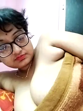 DimpleBarbie4 naked in live sex video chat