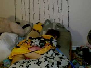 emberemb3r on webcam for live free nude chat now