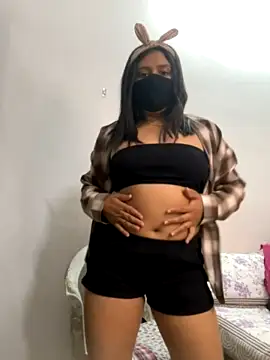 EMMA_003 naked in live sex video chat