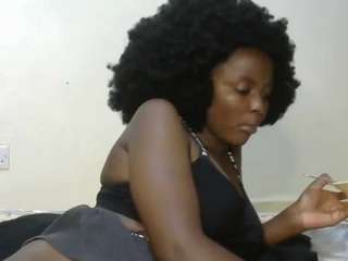 Hot-Raiza on webcam for live free nude chat now