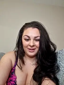 isabella2301 naked in live sex video chat