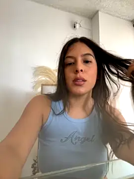 kamivolkano naked in live sex video chat