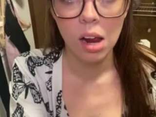 kammykarada on webcam for live free nude chat now