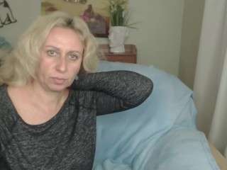 LiliaSky on webcam for live free nude chat now