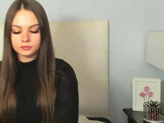 LoraAlone on webcam for live free nude chat now