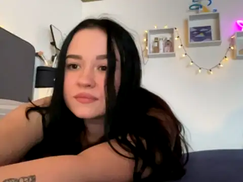 moon_fairyy naked in live sex video chat