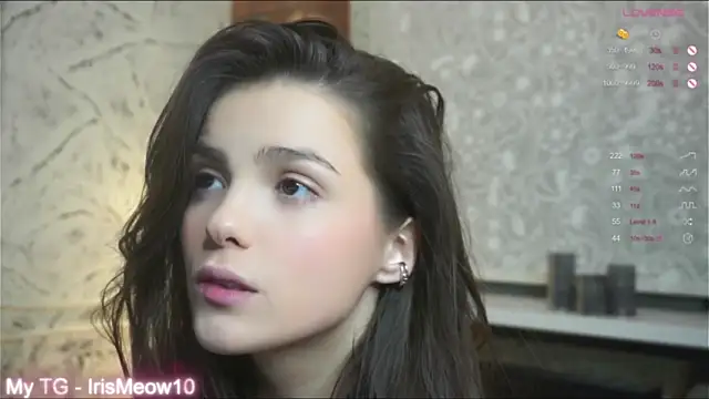 NoraRyan naked in live sex video chat