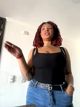 sasha__liciosa naked in live sex video chat