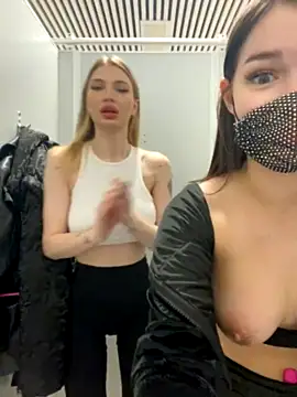 shybabyss naked in live sex video chat