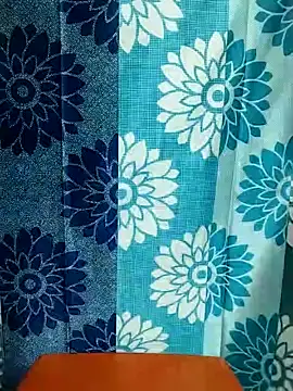 Tamil-ammu27 naked in live sex video chat