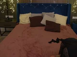 TenderLionesis on webcam for live free nude chat now