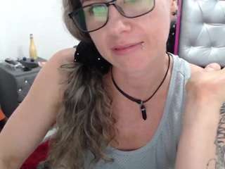 vickysexyx on webcam for live free nude chat now