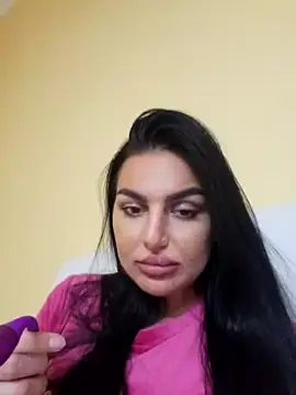 CabrioCabrio naked in live sex video chat