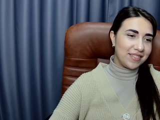 ElviraKot on webcam for live free nude chat now