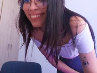 Eve on webcam for live free nude chat now