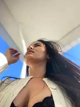 gemmah naked in live sex video chat