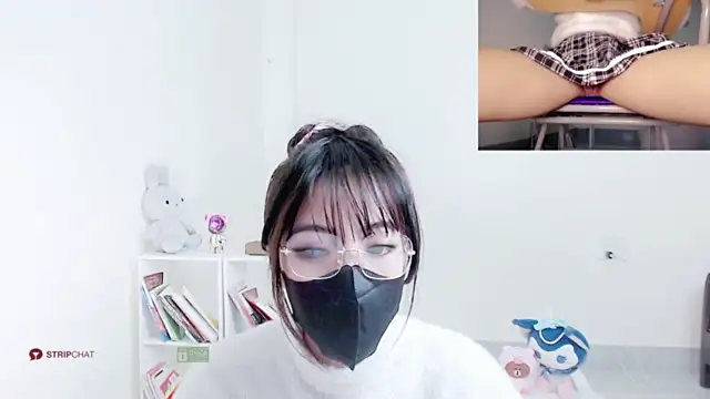 Genz_Student naked in live sex video chat