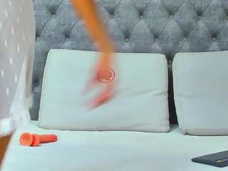 Ikia-Lopez on webcam for live free nude chat now