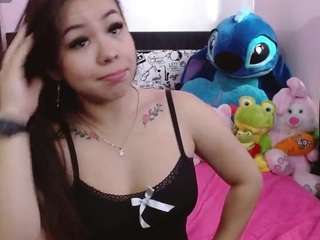 Isabella-24 on webcam for live free nude chat now