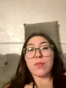 Kan_miyeon naked in live sex video chat