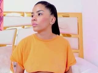 Karliee-Klosss on webcam for live free nude chat now