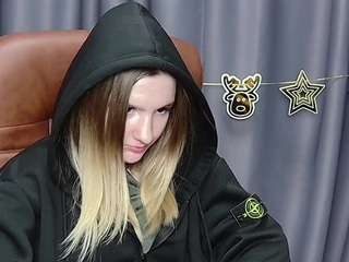KristinaKaast on webcam for live free nude chat now