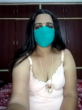 Laila-sexy naked in live sex video chat