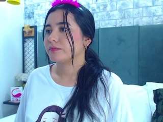 LianaBernocchi on webcam for live free nude chat now