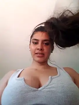 Magui_69 naked in live sex video chat