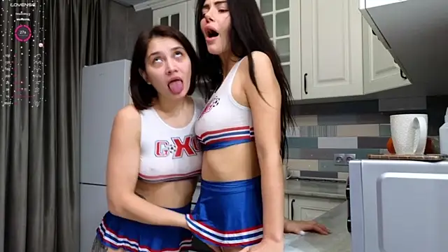 Mammy_dance naked in live sex video chat