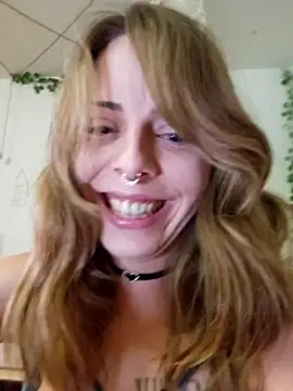 Mia_Railey naked in live sex video chat