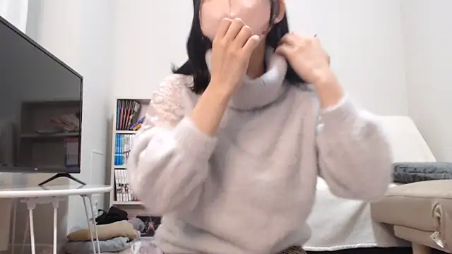 Oto-sama naked in live sex video chat