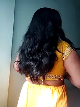 Reall-Beauty naked in live sex video chat