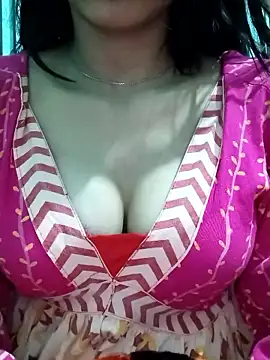 samaya-21 naked in live sex video chat