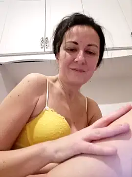 stellona89 naked in live sex video chat