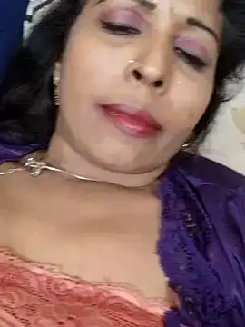 Tamilselvi2 naked in live sex video chat