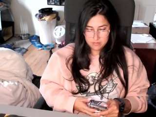 thickfr3akness on webcam for live free nude chat now