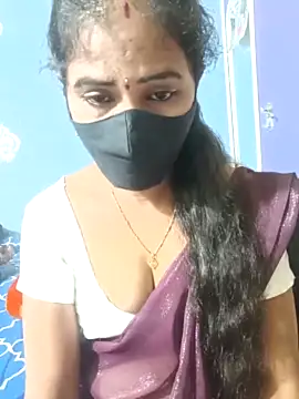 tinaa92 naked in live sex video chat