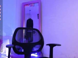 ValeriaFerri on webcam for live free nude chat now