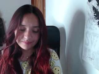 agnes-cute on webcam for live free nude chat now
