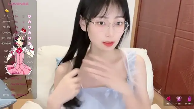 Agnes-sss naked in live sex video chat