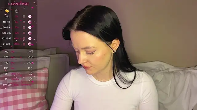 aveme_melissa naked in live sex video chat